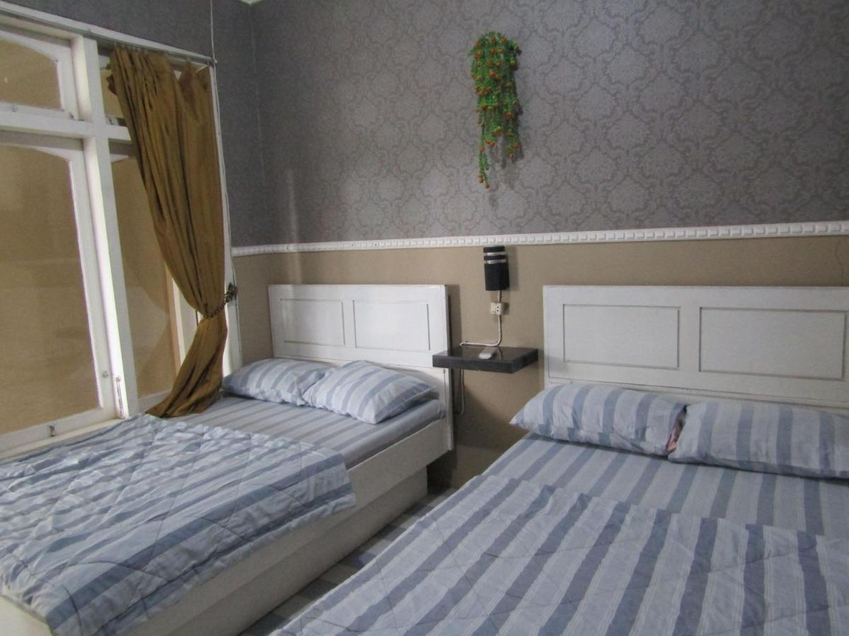 Penginapan Melati Саранган Екстериор снимка